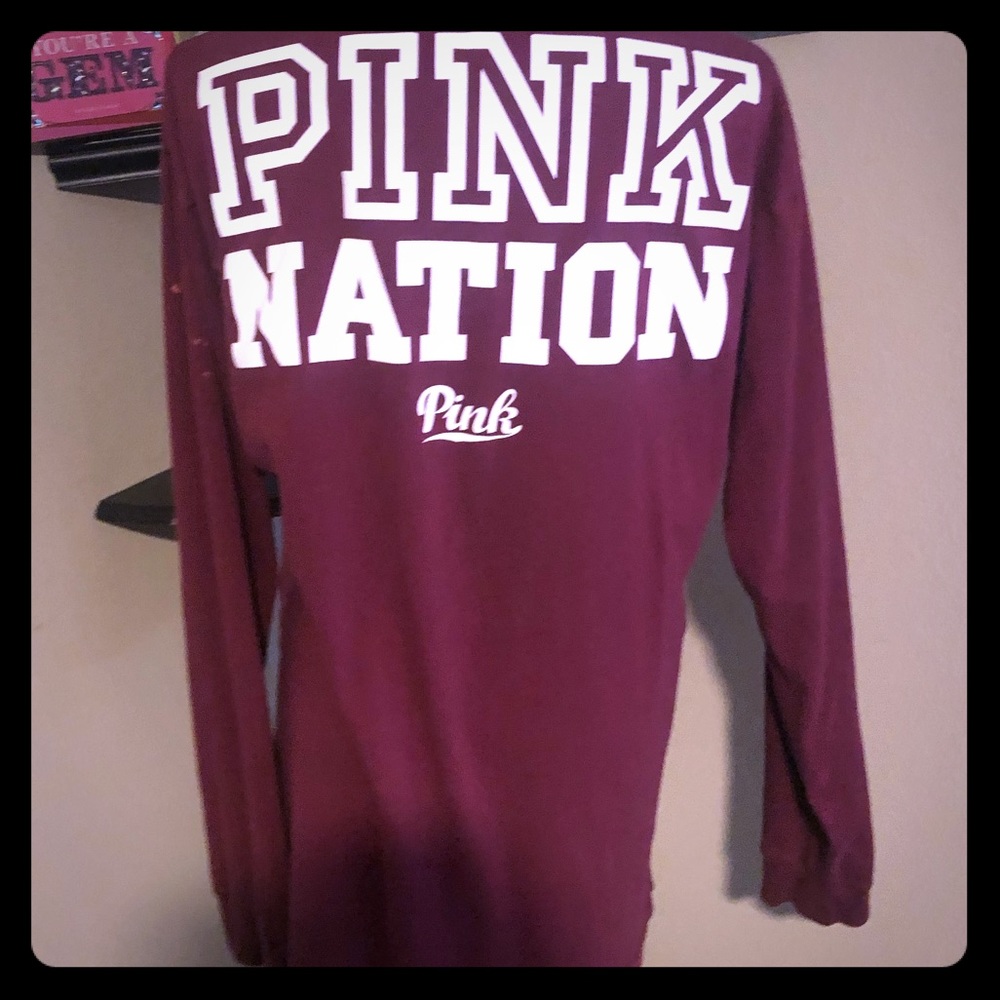 💕🆚 VS PINK Nation long sleeve shirt